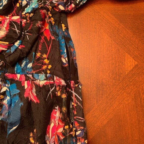 Tanya Taylor Dutch garden silk blend floral blouse💥 size 2 and 4, NWT - Picture 7 of 9